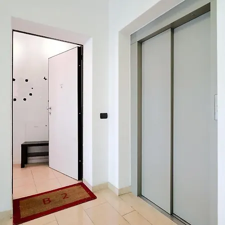 Apartamento B2-hosted By Sweetstay Milão